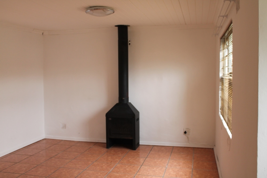 To Let 3 Bedroom Property for Rent in Highbury Western Cape